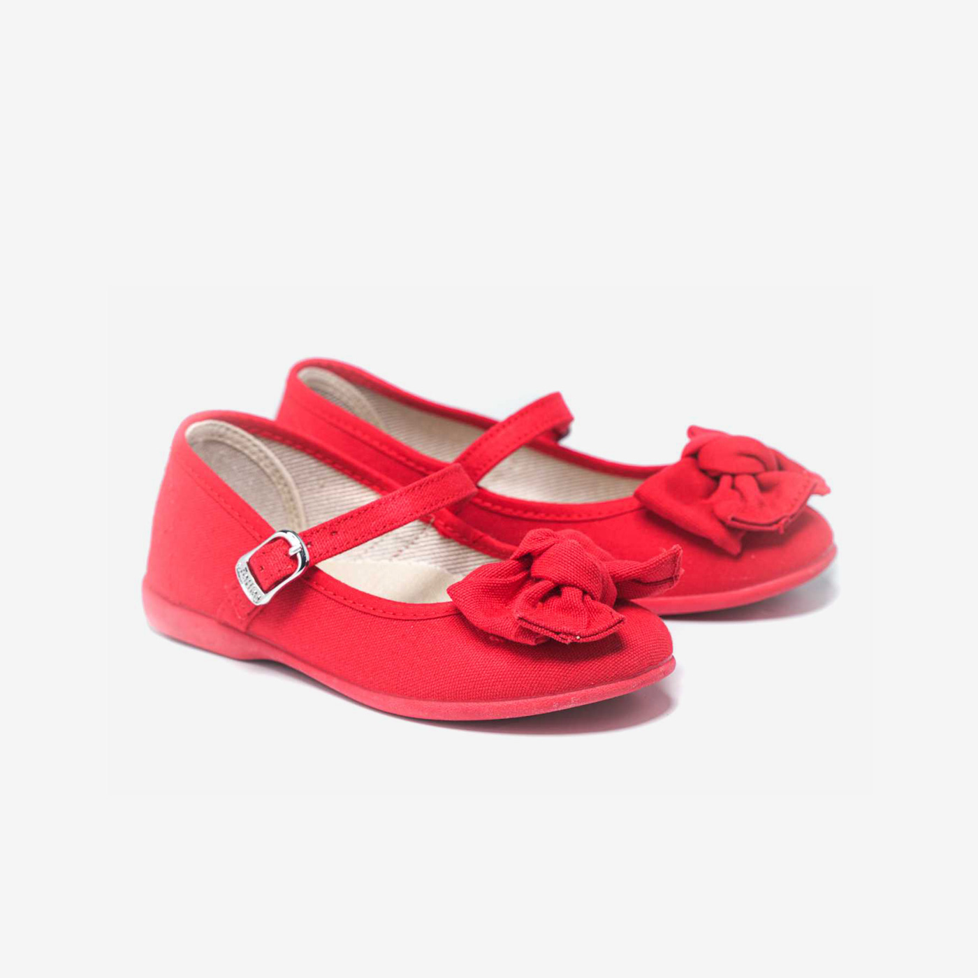 Mercedes lona con hebilla.