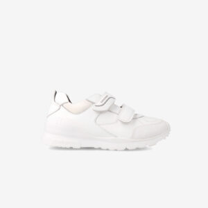 Zapatilla escolar blanca con velcro y puntera reforzada y la garantía de Biomecanics. Comodidad, resistencia y libertad para moverse sin límites durante todo el día.