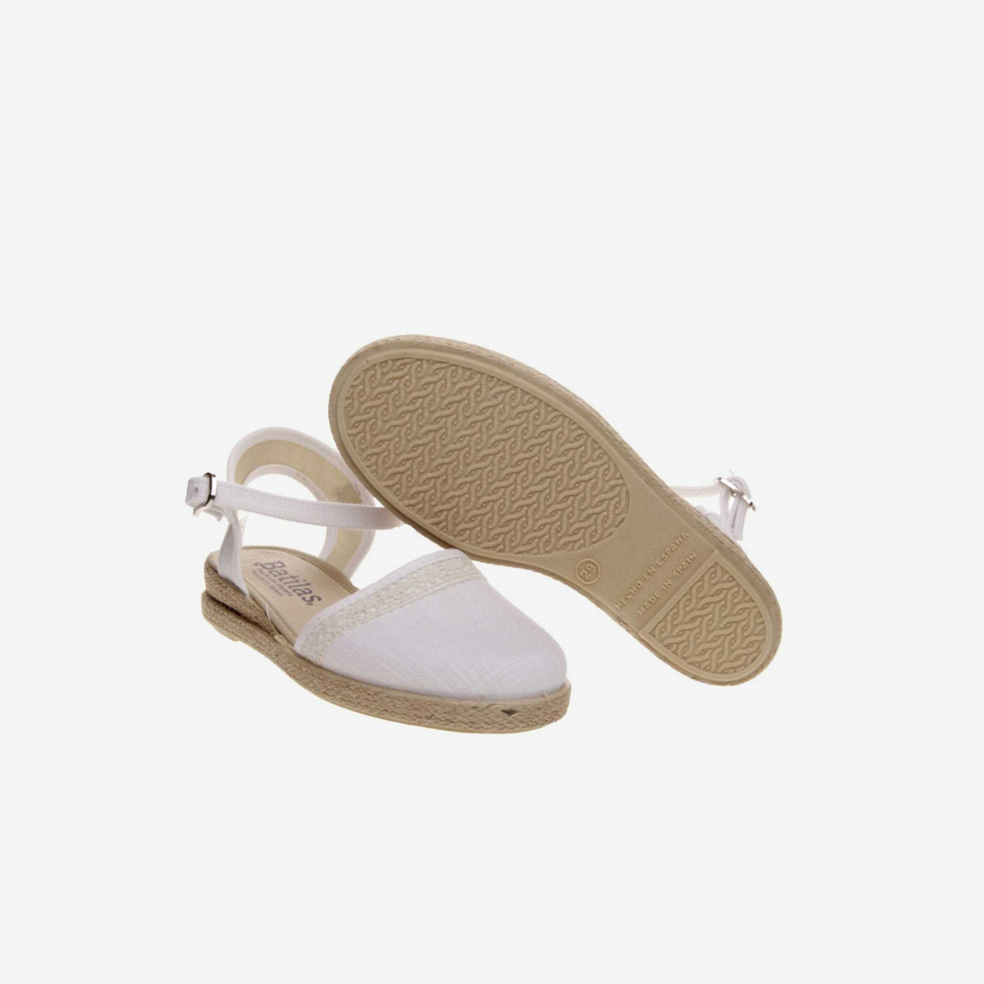 Sandalia de esparto en blanco con hebilla.