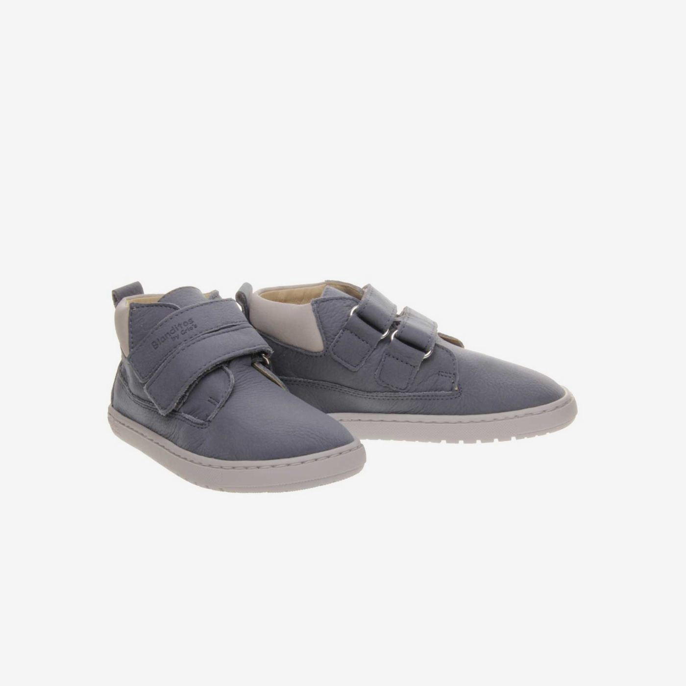 Bota de niño respetuosa con velcro.