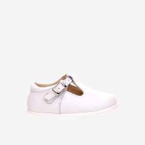 Zapato pepito NENS en piel blanca para bebé. Muy blandito, con suela flexible y hebilla. Ideal para primeros pasos cómodos y seguros.