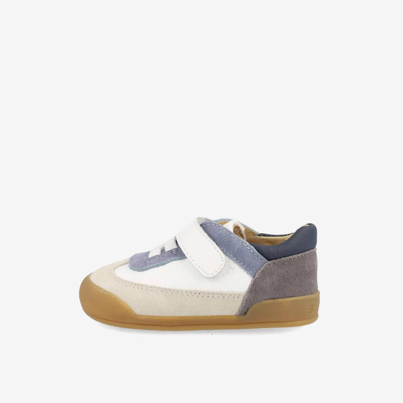 Zapatilla respetuosa tipo urbana, de Blanditos