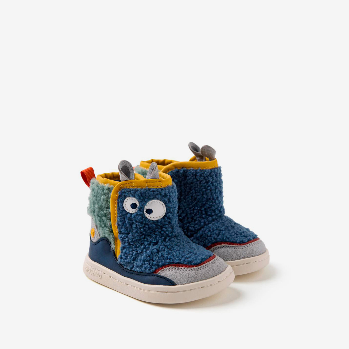 Botita niño respetuosa Gioseppo con suela de goma y puntera reforzada