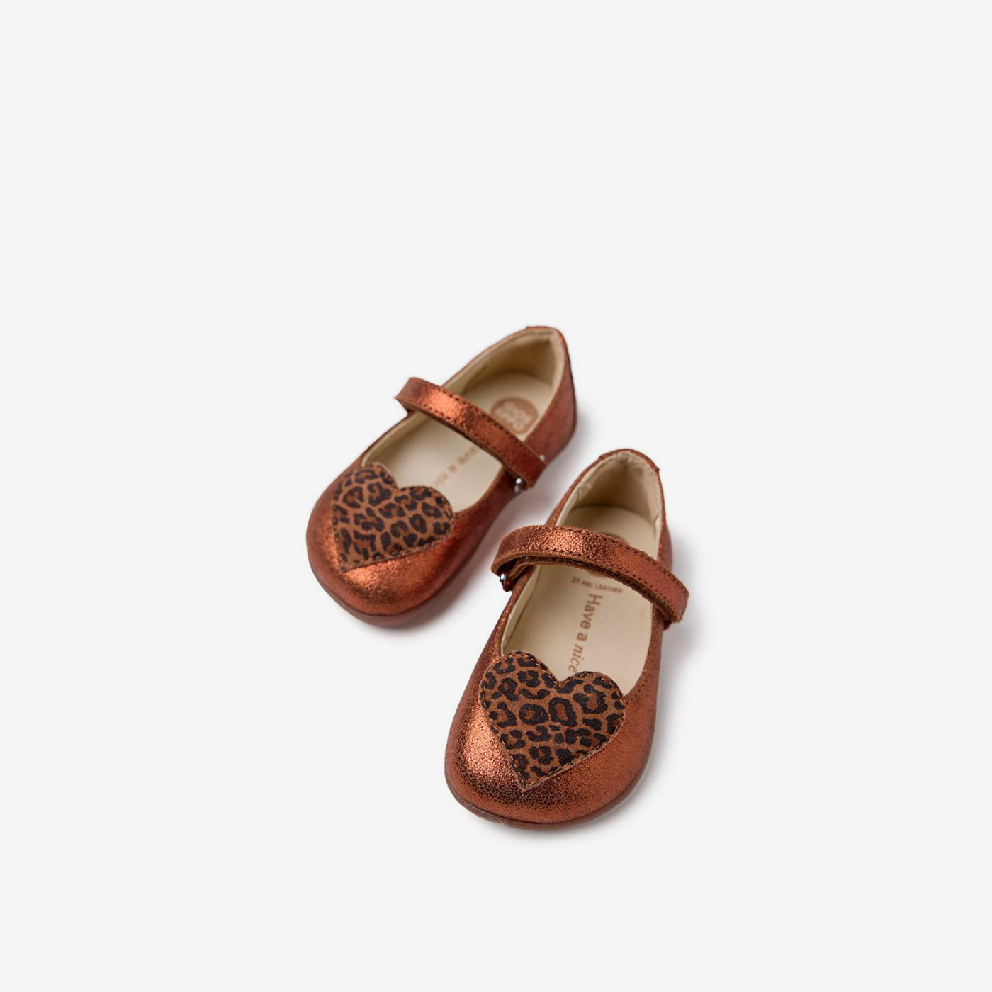 Mercedita respetuosa Gioseppo niña animal print y corazón