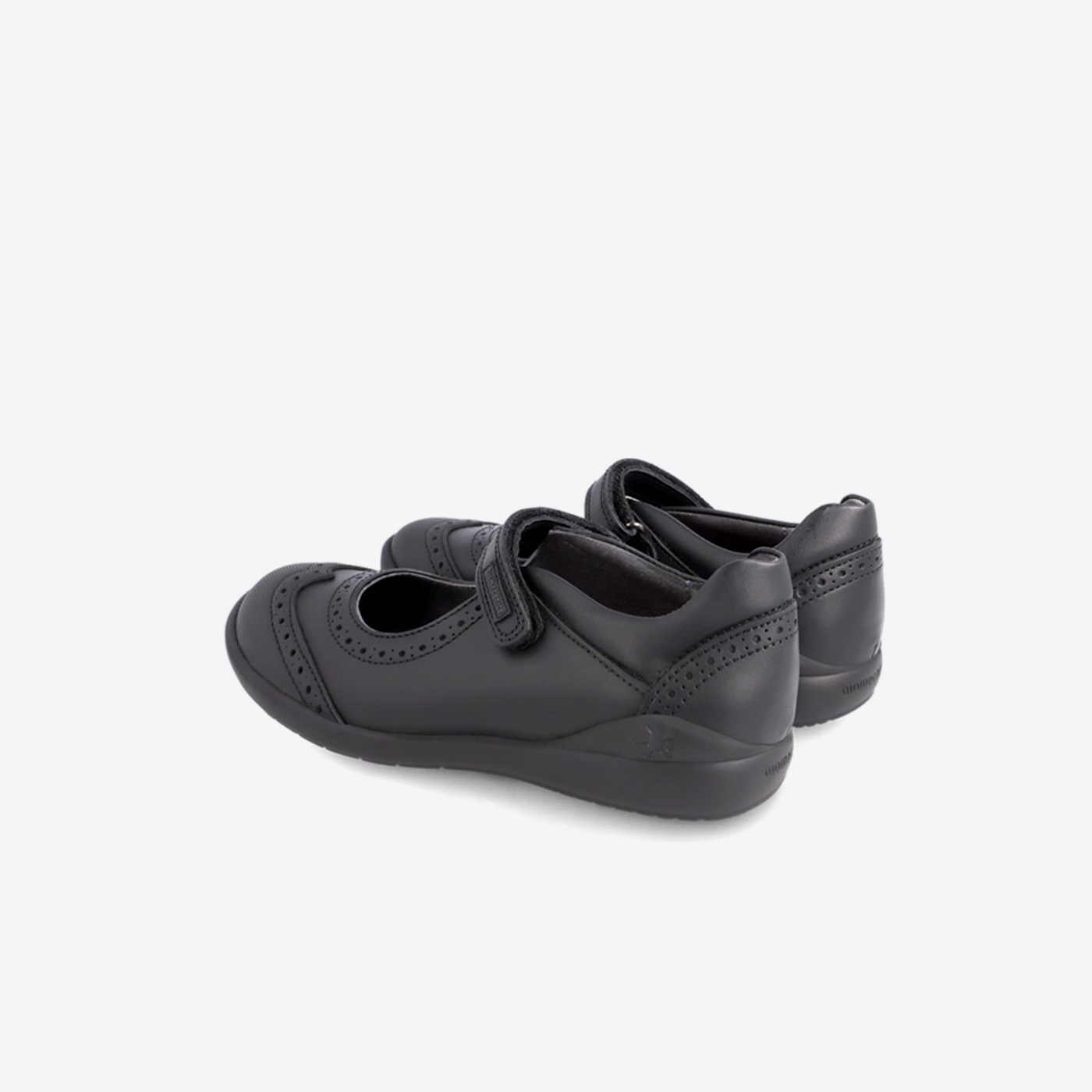 Merceditas colegiales negras de Biomecanics