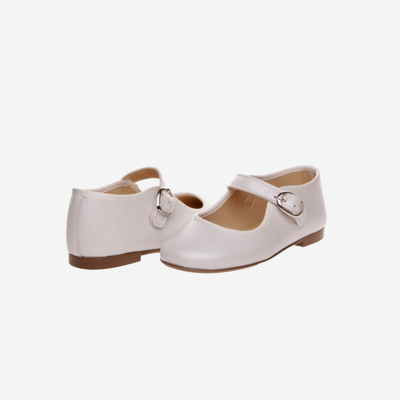 Mercedes en piel beige con hebilla.