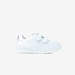 Deportivo colegial blanco Biomecanics con puntera reforzada