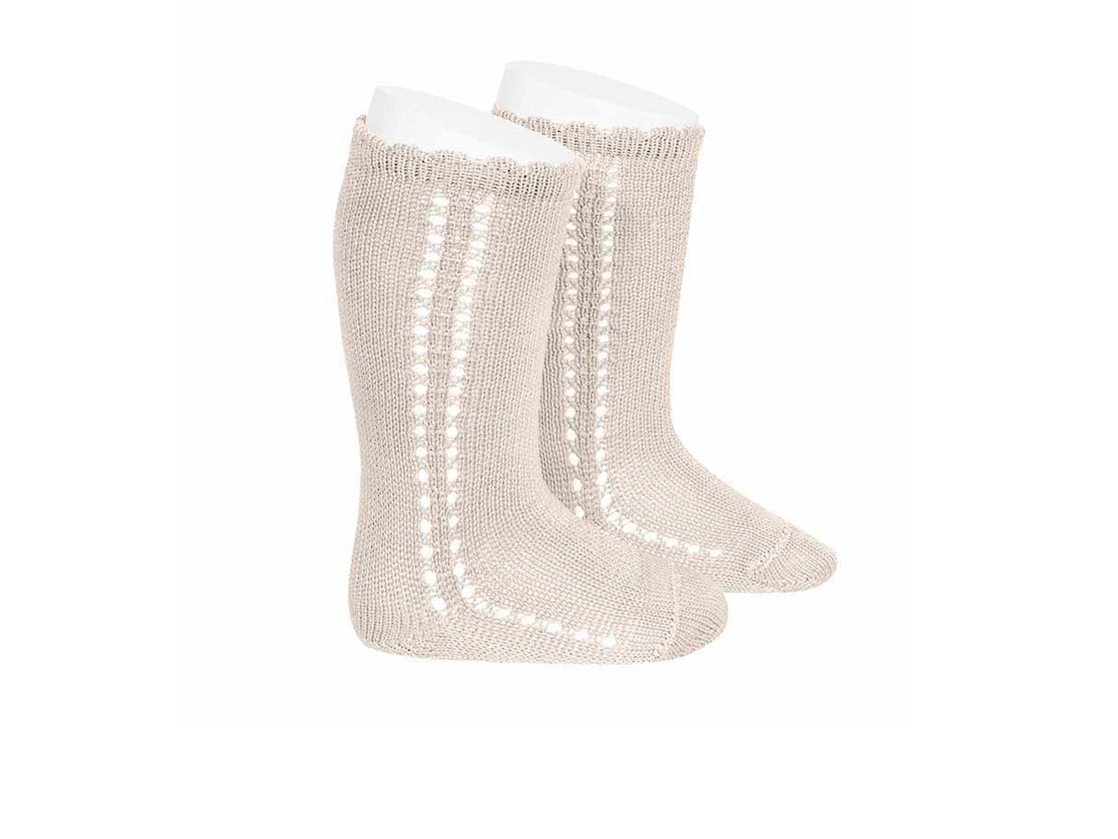 Calcetín alto calado en color beige