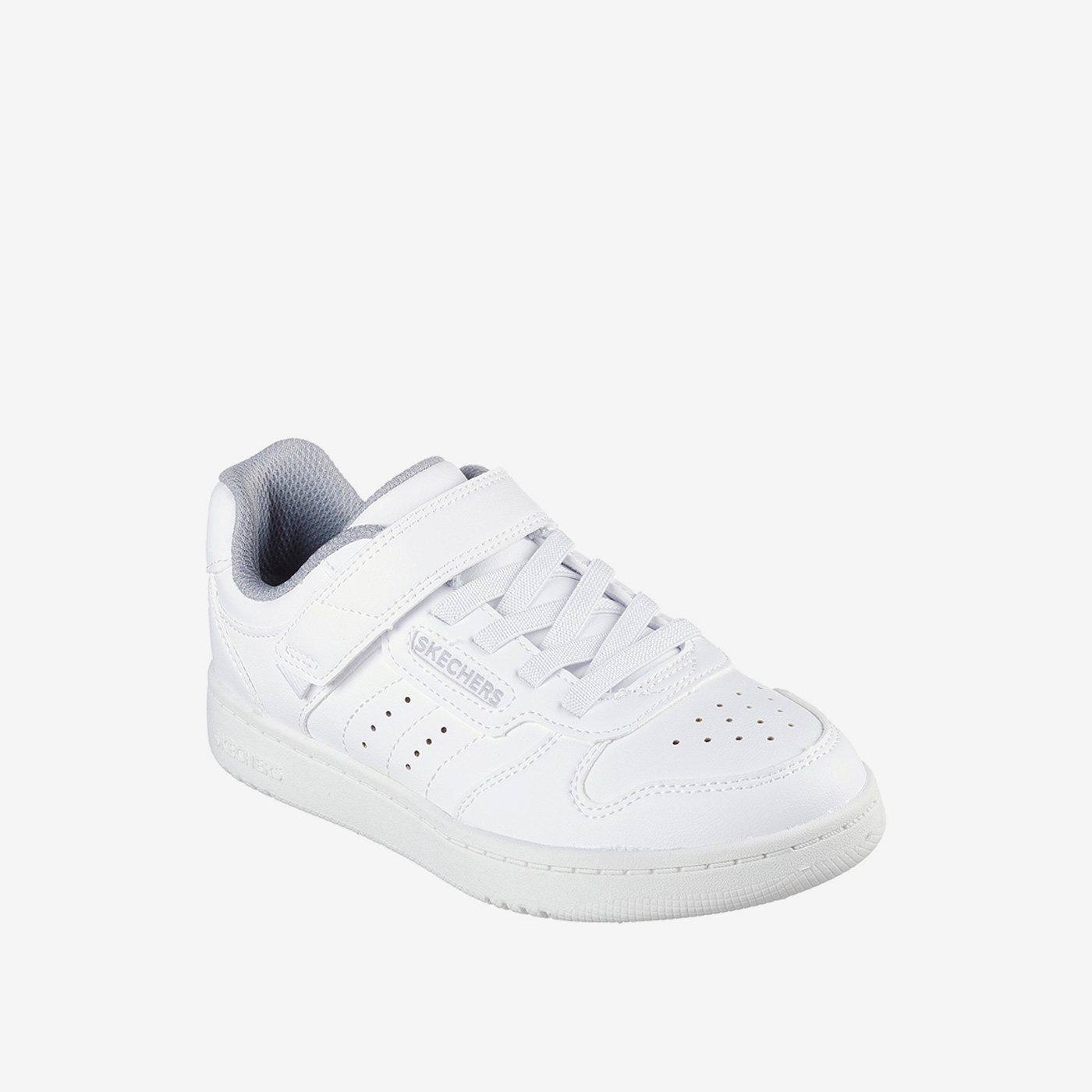 Zapatillas Skechers blanca, ligeras, cómodas y fáciles de poner.