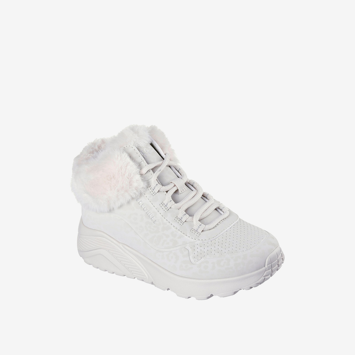 Botas Skechers blanco con cuello de pelo | Suaves, modernas y listas para el invierno