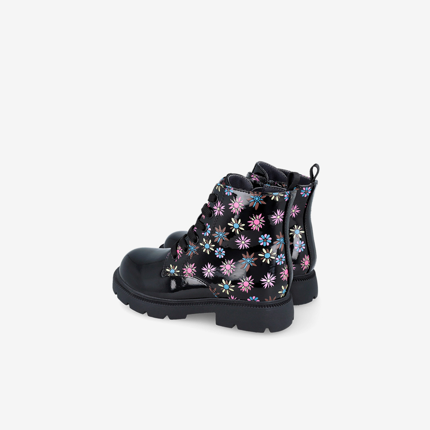 Bota Martens Garvalín charol negro flores | Para pisar con estilo