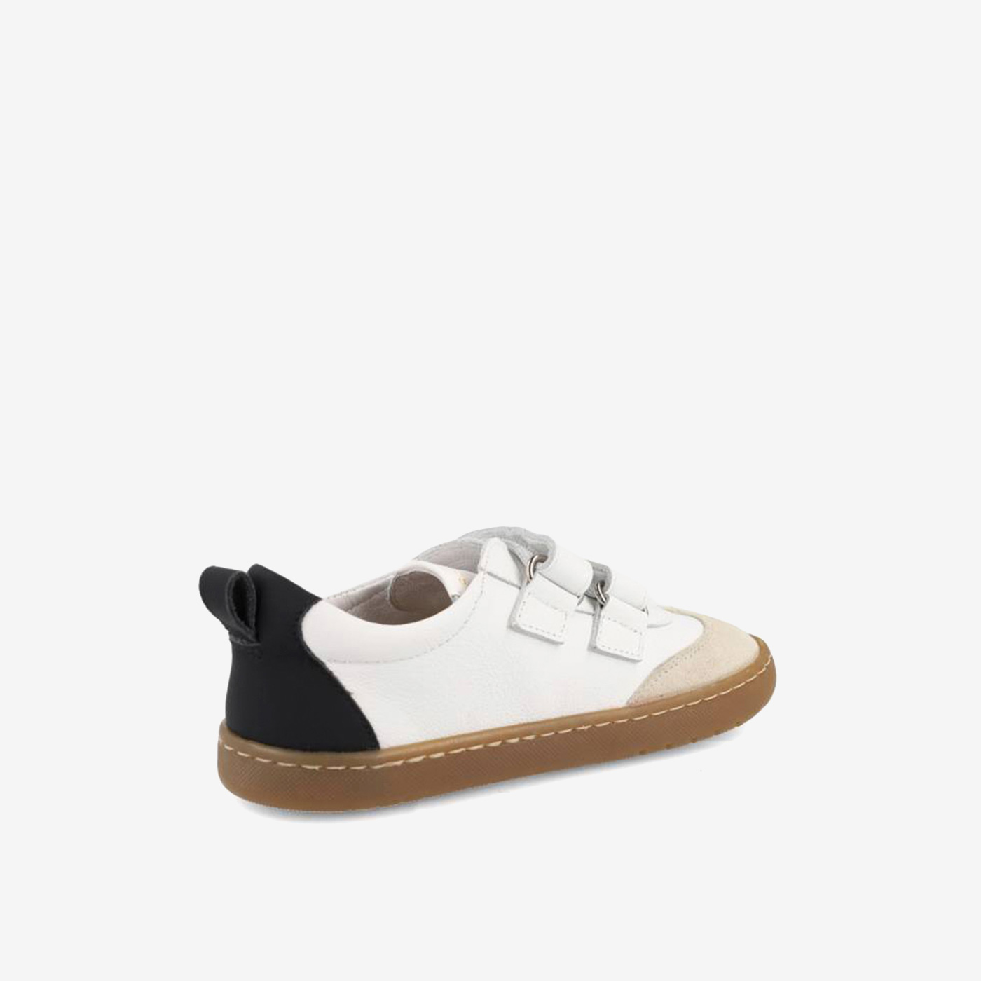 Zapatos deportivos para niño en blanco y negro